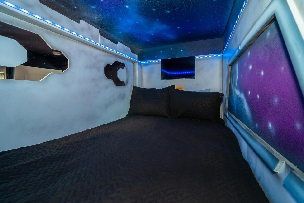 Epic Family Fun! Games & Theme Room, Pool - Encore Resort, Near Disney オーランド エクステリア 写真